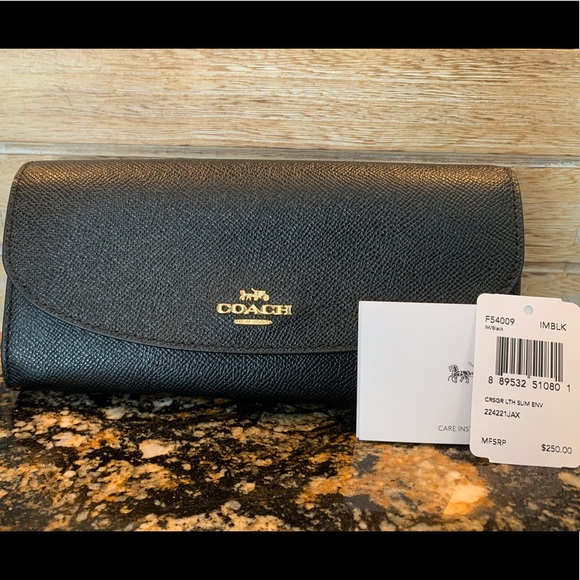 🌿SOLD🌿Coach Wallet Crossgrain leather NWT Black - Picture 1 of 11